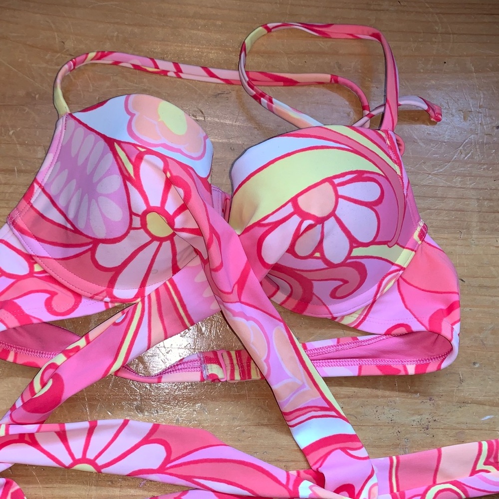 Aerie bikini top. Pink Size 34B